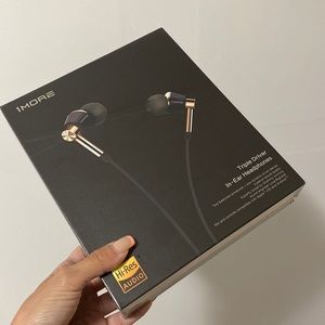 COPY - Triple driver in ear headphones